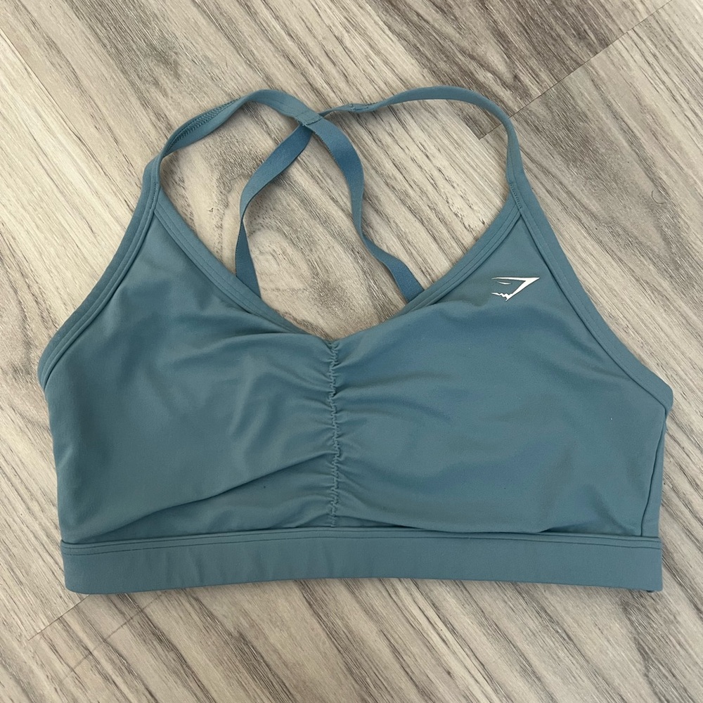 Gym shark bra size small